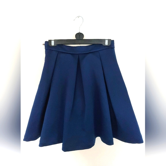 💥Host Pick💥Guess Size 27 " Waist S 8 UK Navy Pleated Front Skirt Side Zip - Picture 4 of 12